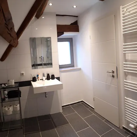 Reihenhaus Elbquartier Mit 3 Sz Appartement *