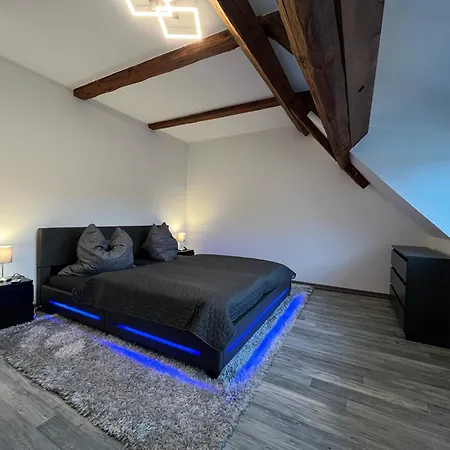 Reihenhaus Elbquartier Mit 3 Sz Appartement *